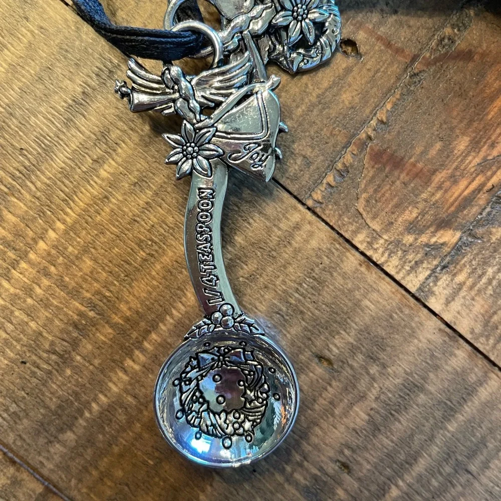 Ganz Decorative Measuring Spoons-Christmas